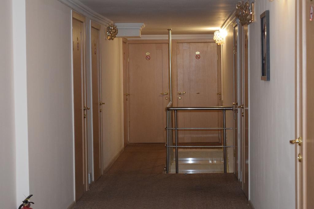 Bayterek Hotel Akmola Esterno foto
